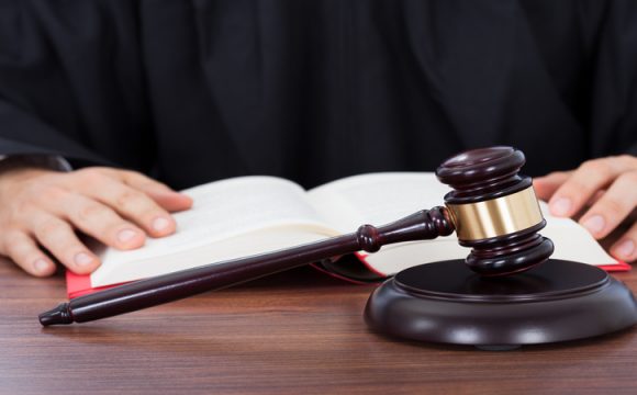 Need Legal Help? How to Hire a Reputable Lawyer in the Chicago Area